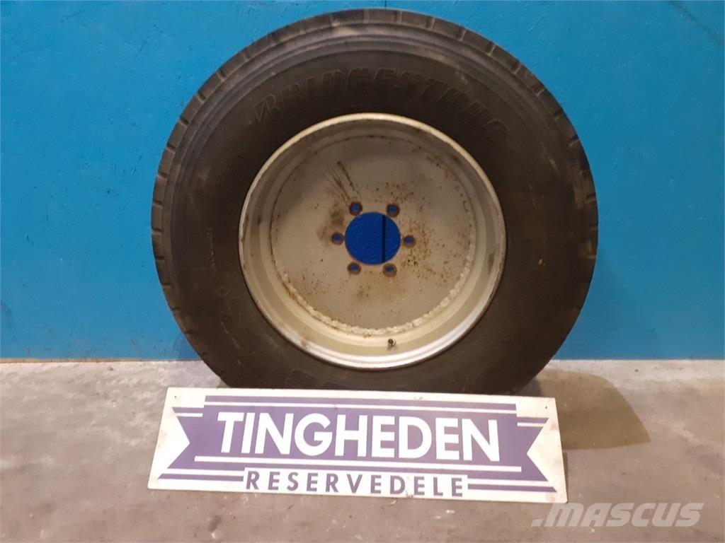  19.5 285/70R19.5 Колеса