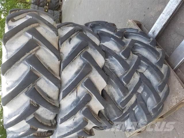  24 15.5/80-24 Колеса