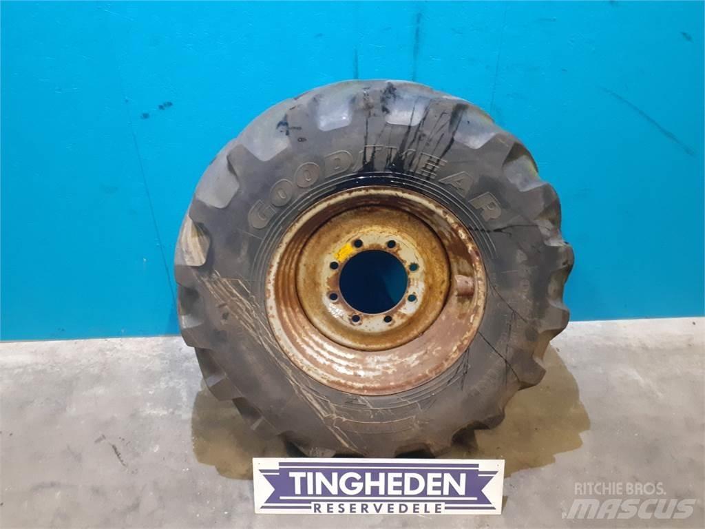  24 460/70R24 Шини