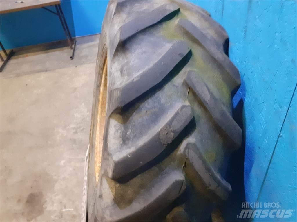  24 460/70R24 Шини