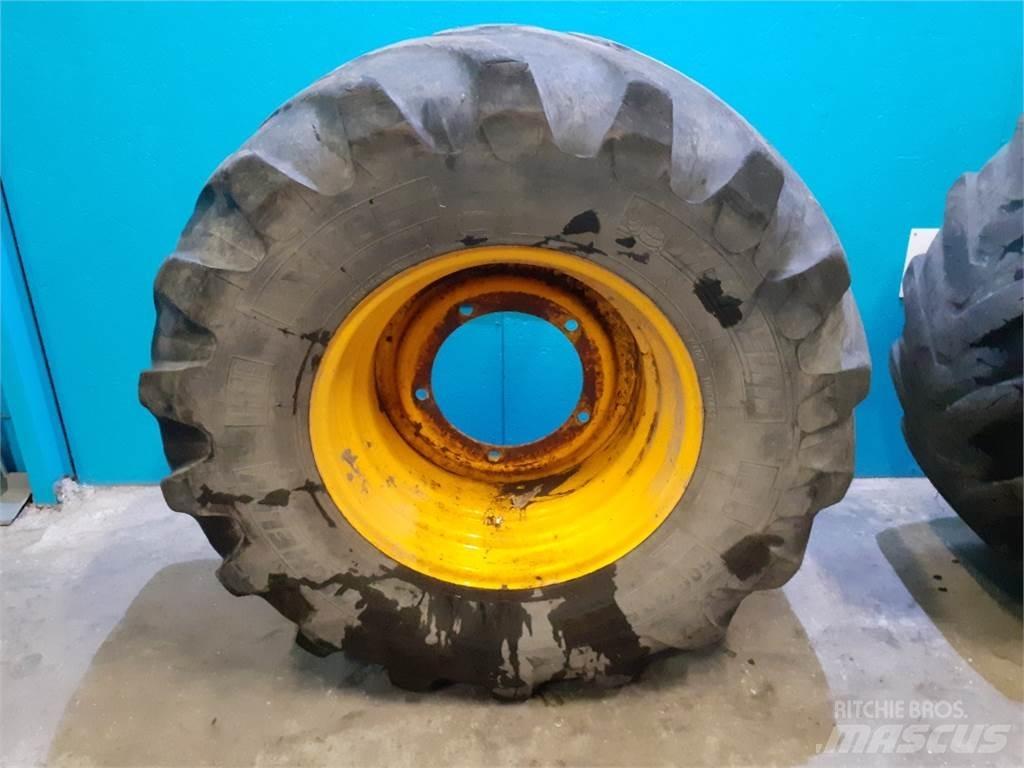  24 500/70R24 Шини