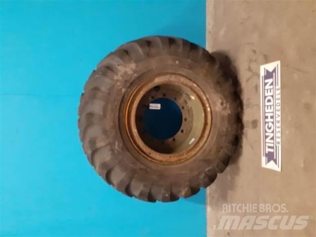  25 20.5-25 Шини