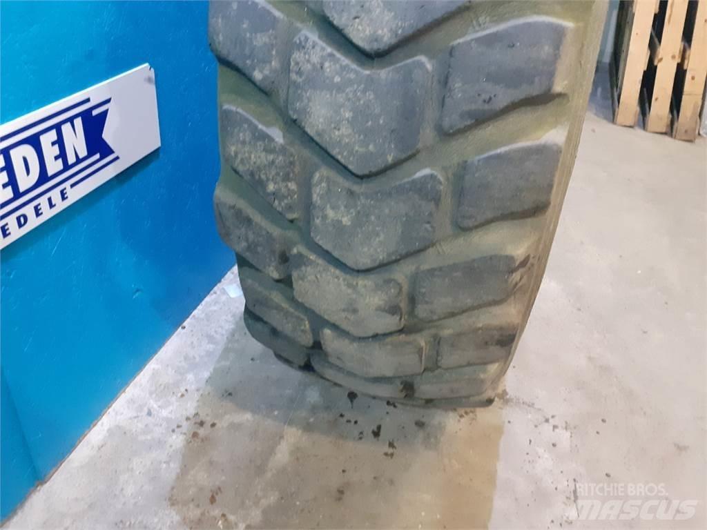  25 20.5R25 Шини