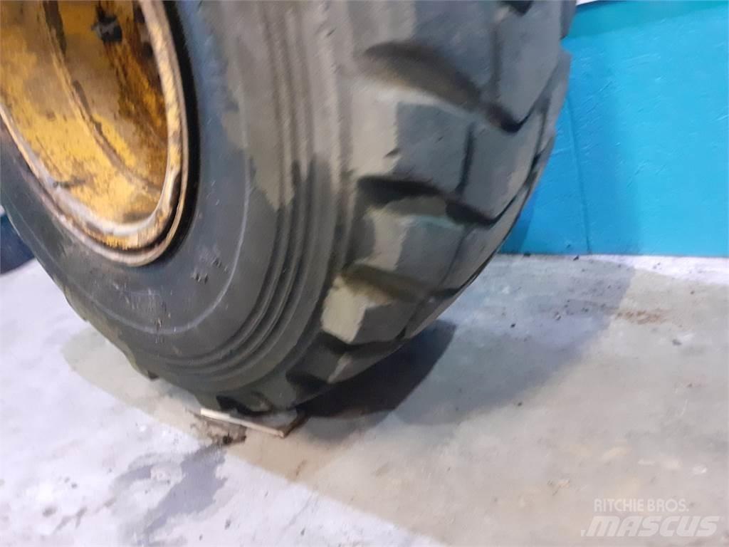  25 20.5R25 Шини