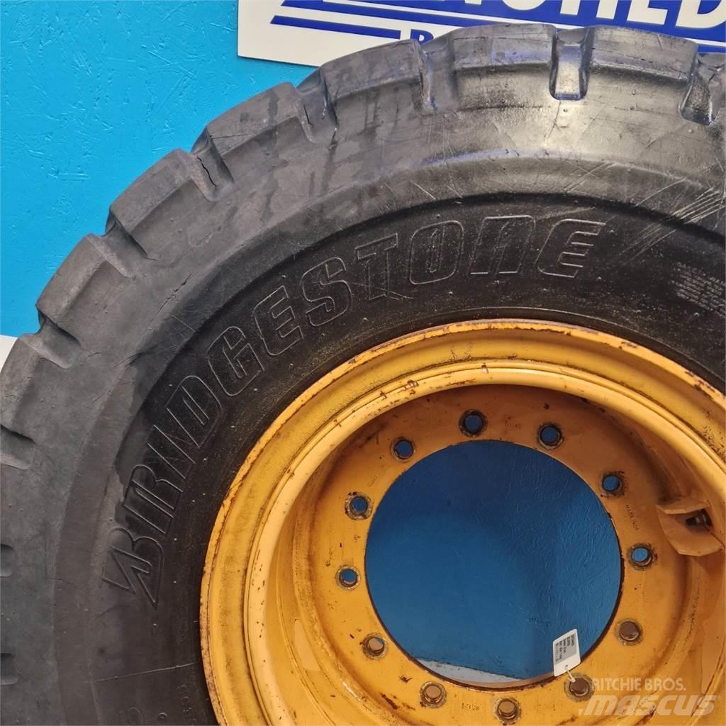  25 20.5R25 Колеса