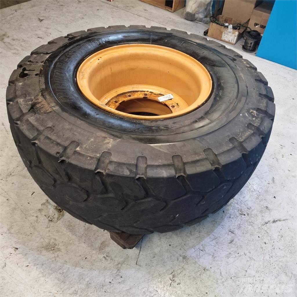  25 20.5R25 Колеса