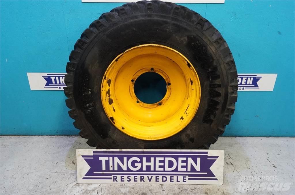  28 440/80R28 Шини