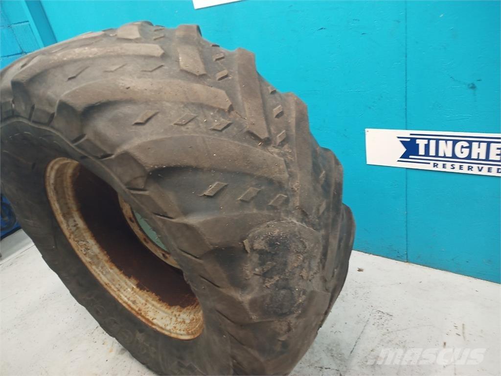 28 540/65R28 Колеса