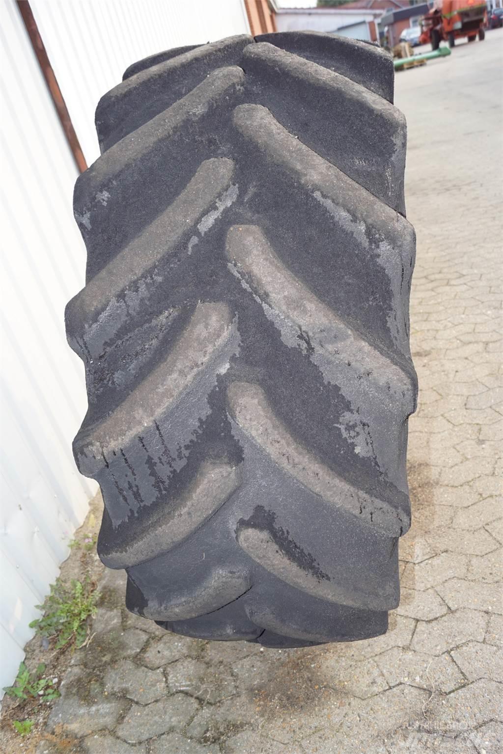  30 540/65R30 Колеса