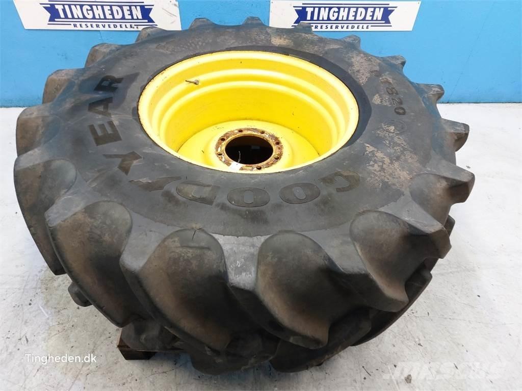  32 650/75 R32 Колеса