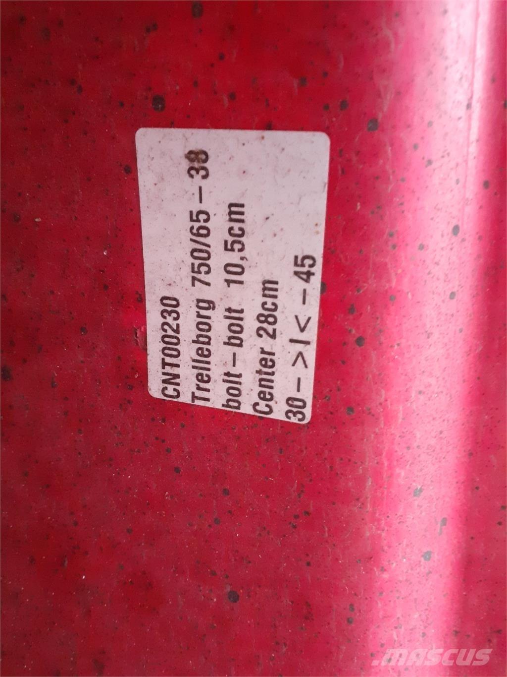  38 750/65R38 Колеса