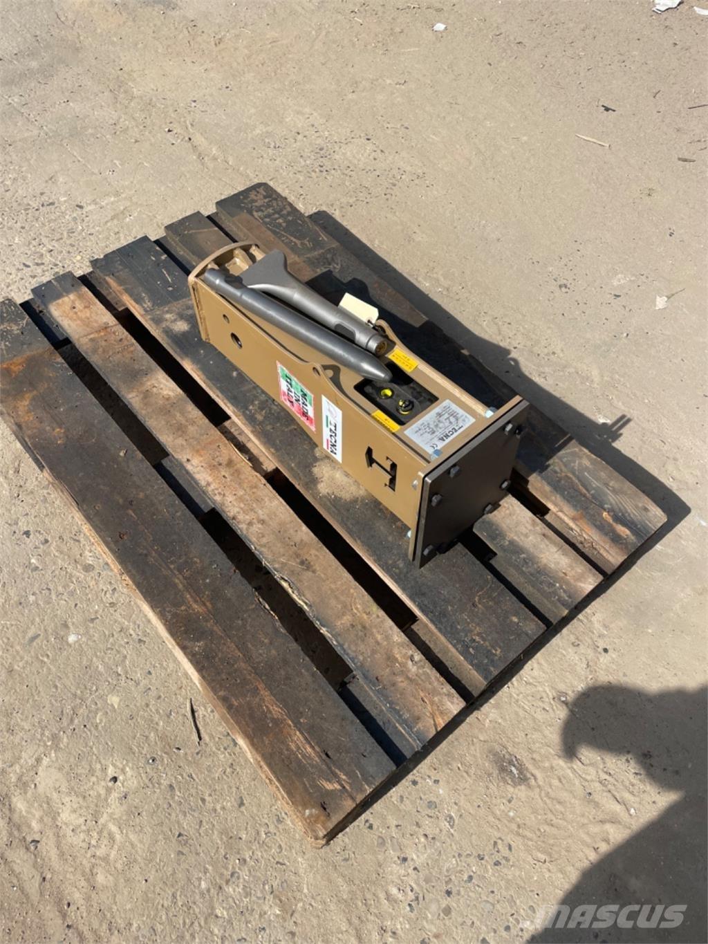  Betonhammer Плуги