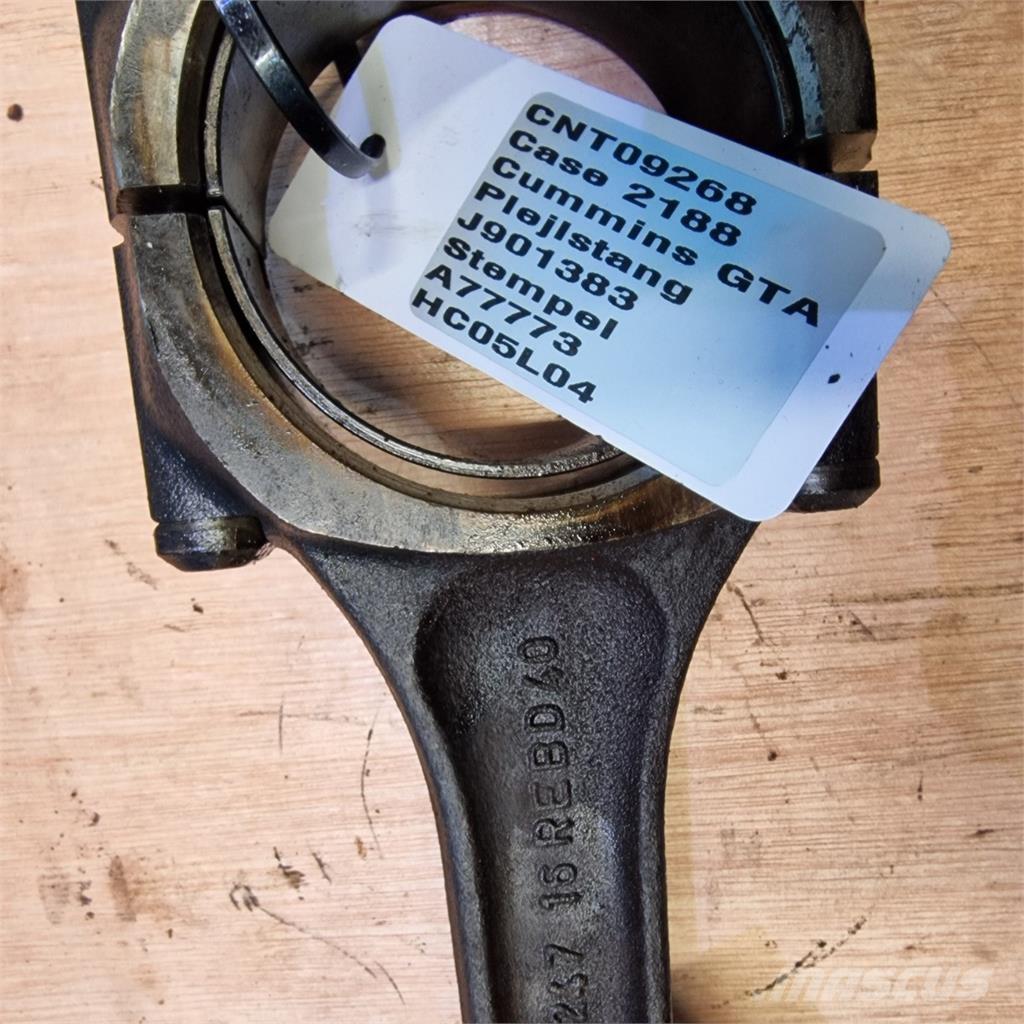 CASE 2188 Двигуни