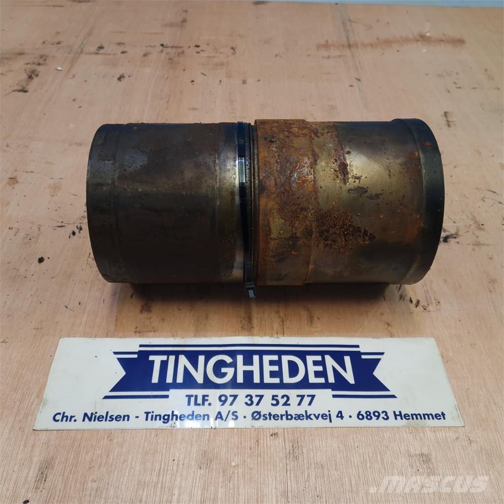 CASE 2188 Двигуни