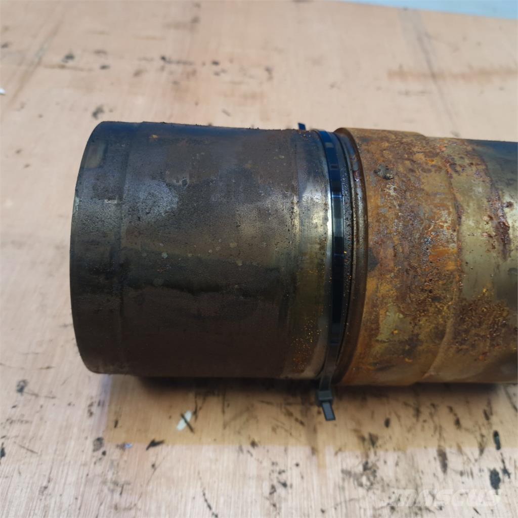 CASE 2188 Двигуни