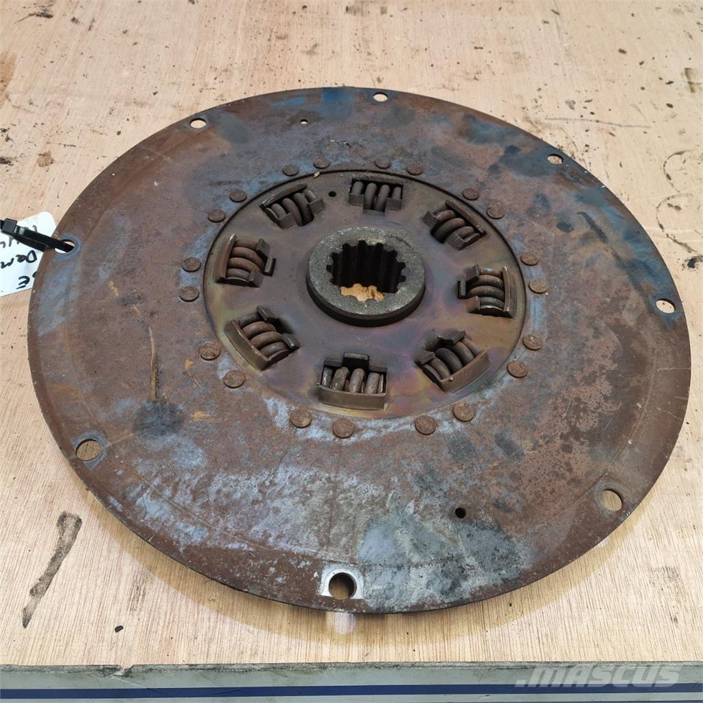 CASE 2188 Двигуни