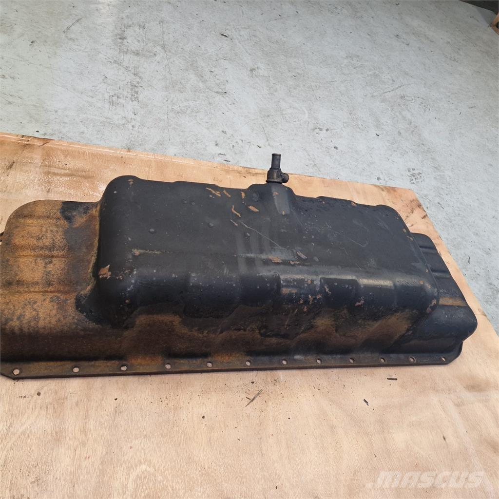 CASE 2188 Двигуни