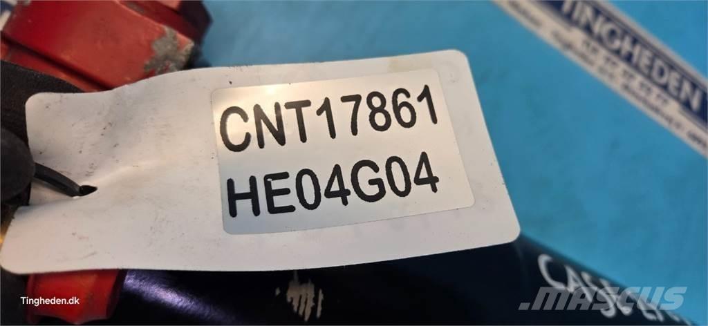 CASE 2388 Двигуни