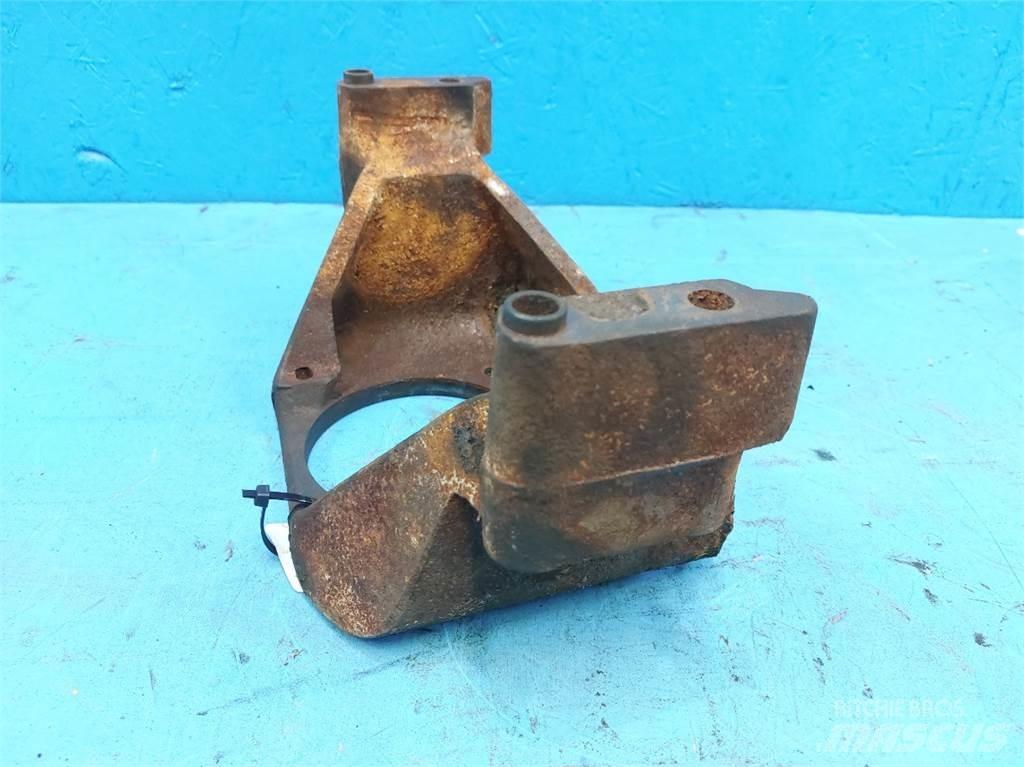 CASE 580 SLE Двигуни