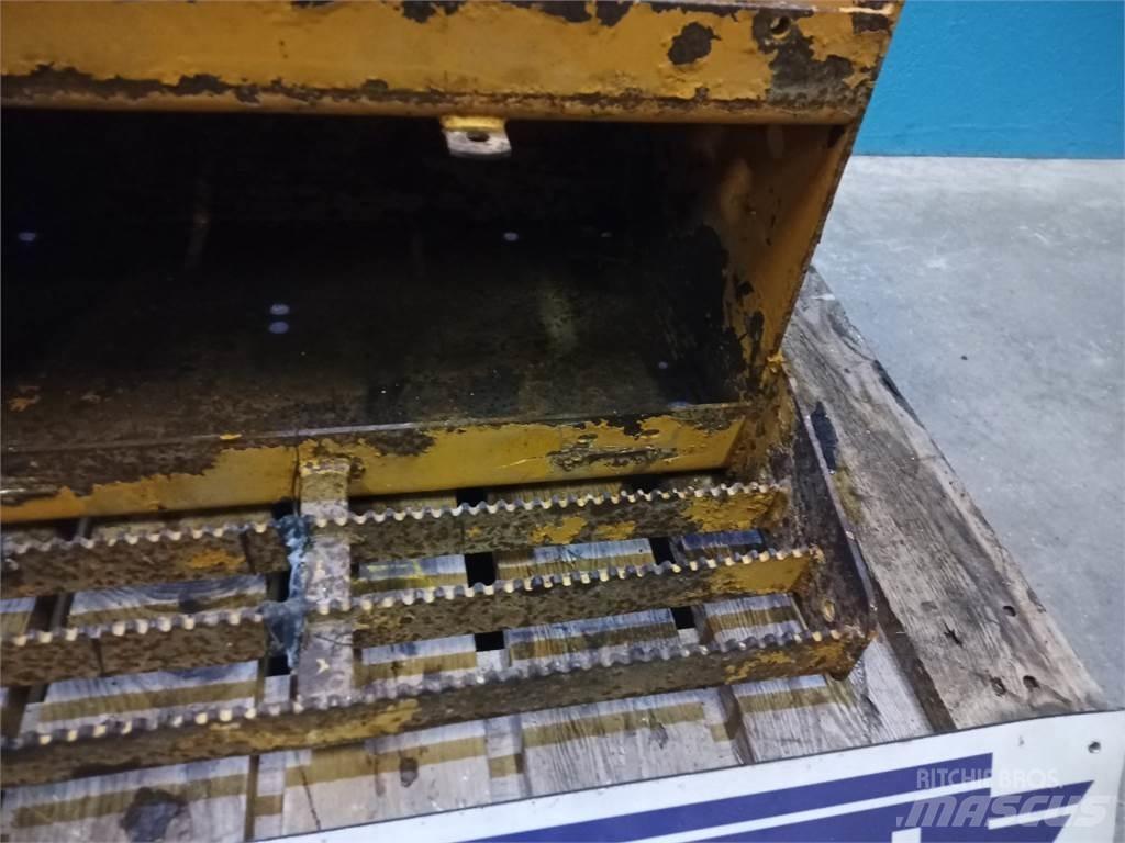 CASE 595 Просівні ковші