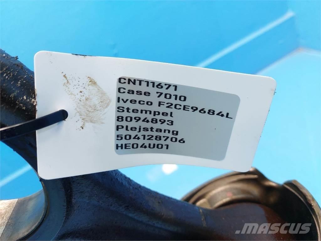 CASE 7010 Двигуни