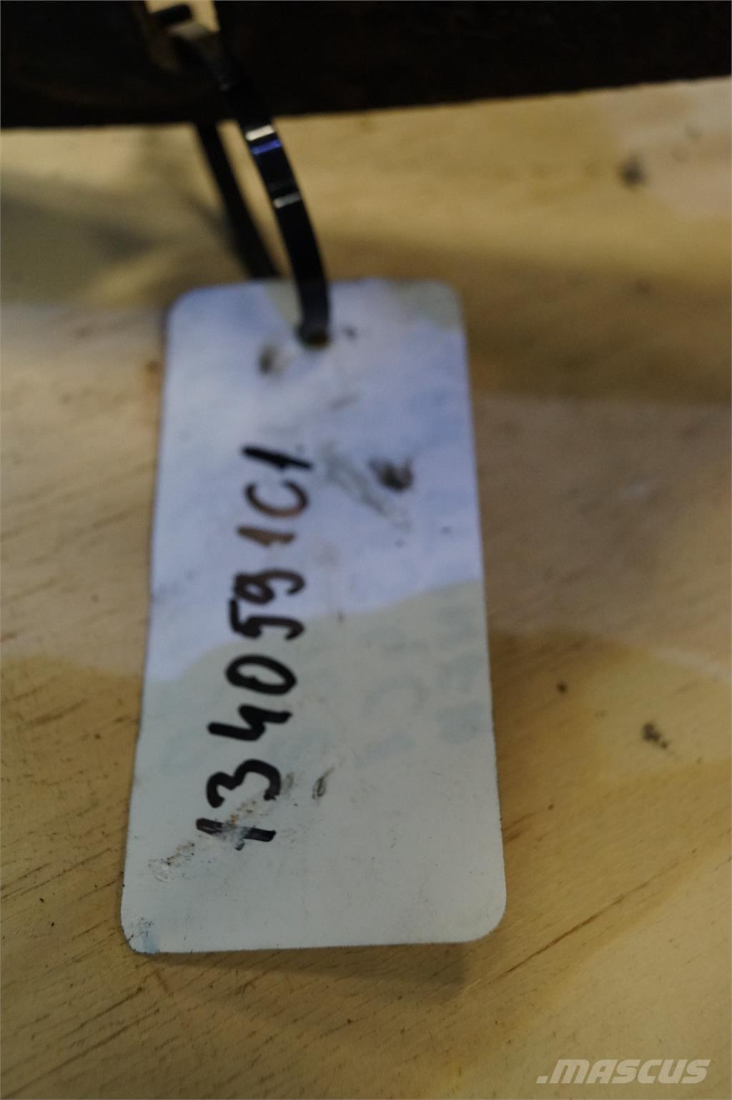 CASE 7130 Інше додаткове обладнання для тракторів