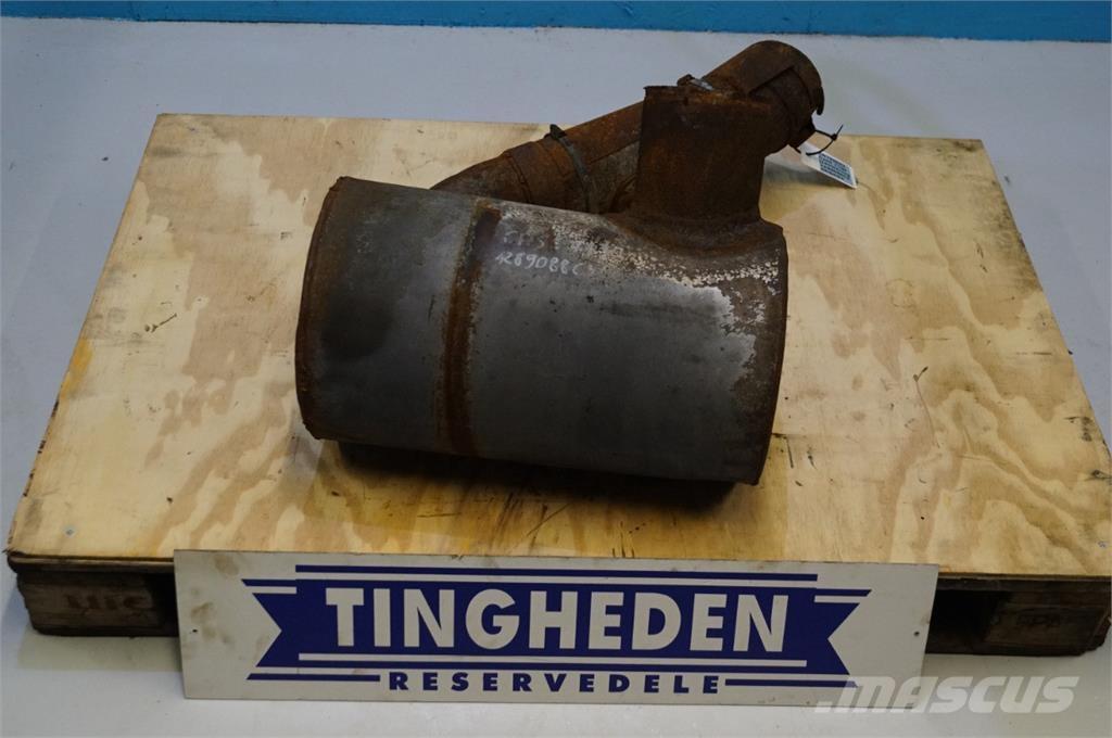 CASE 7130 Двигуни