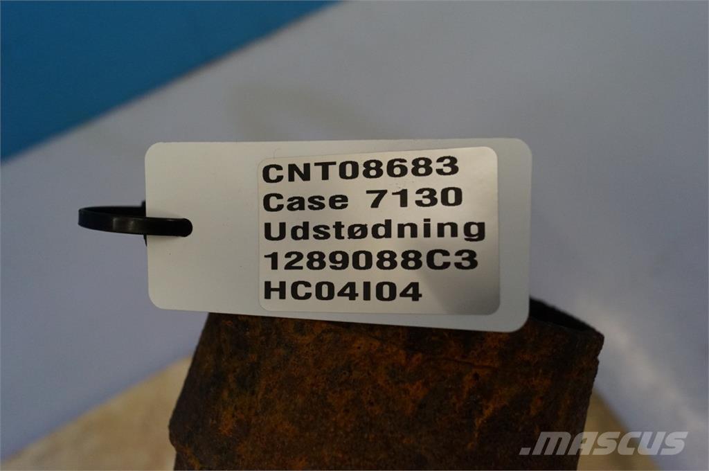 CASE 7130 Двигуни