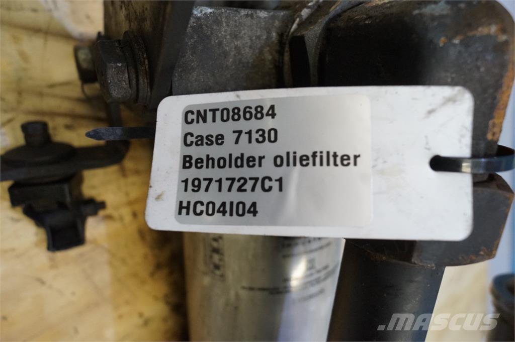 CASE 7130 Двигуни