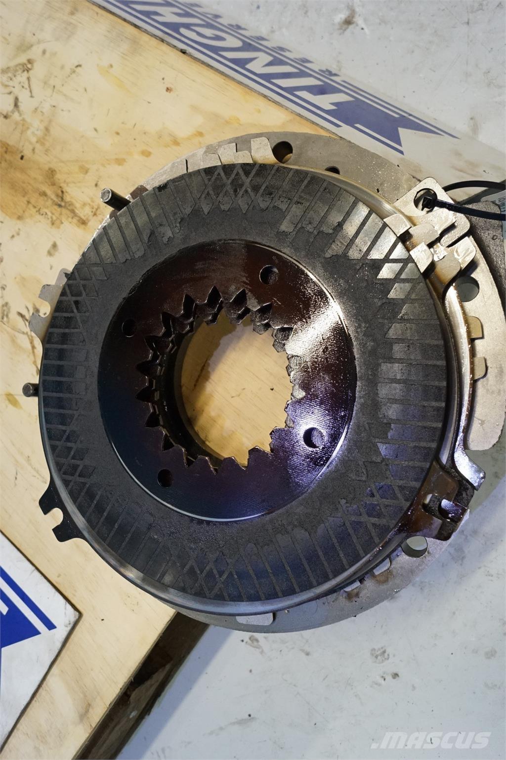 CASE 7130 Інше додаткове обладнання для тракторів