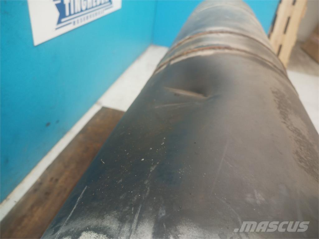 CASE 7240 Двигуни