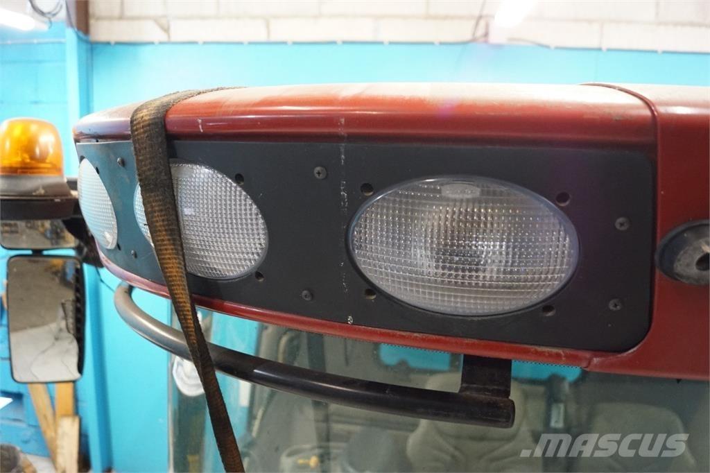 CASE 8010 Кабіна