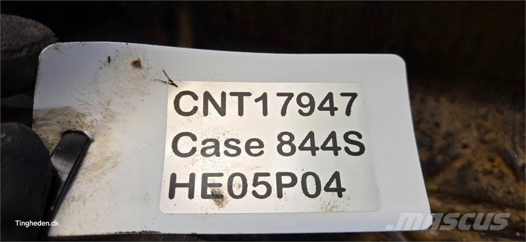 CASE 844S Двигуни