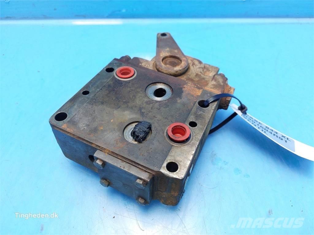 CASE 844XL Гідравліка