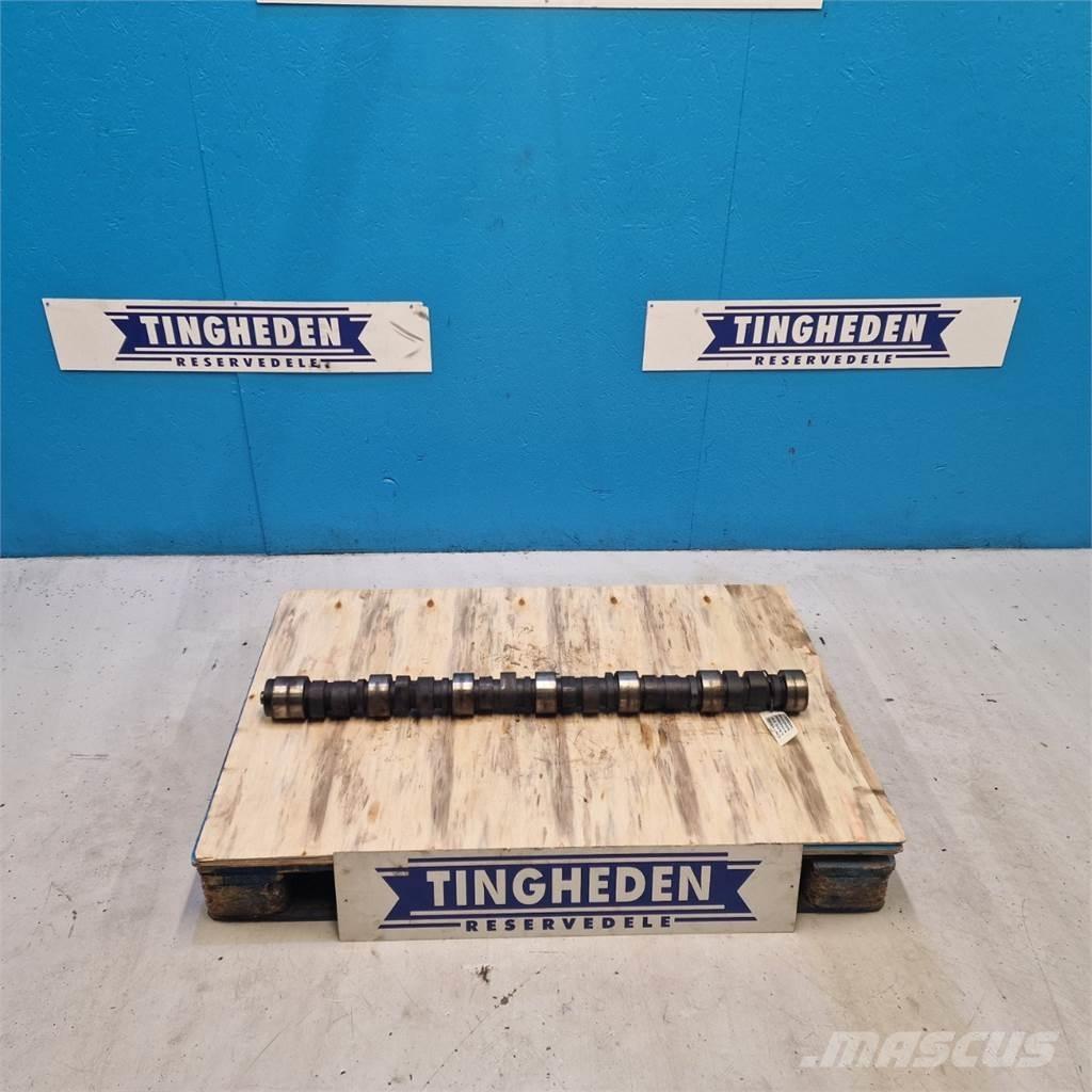 CASE 9010 Двигуни