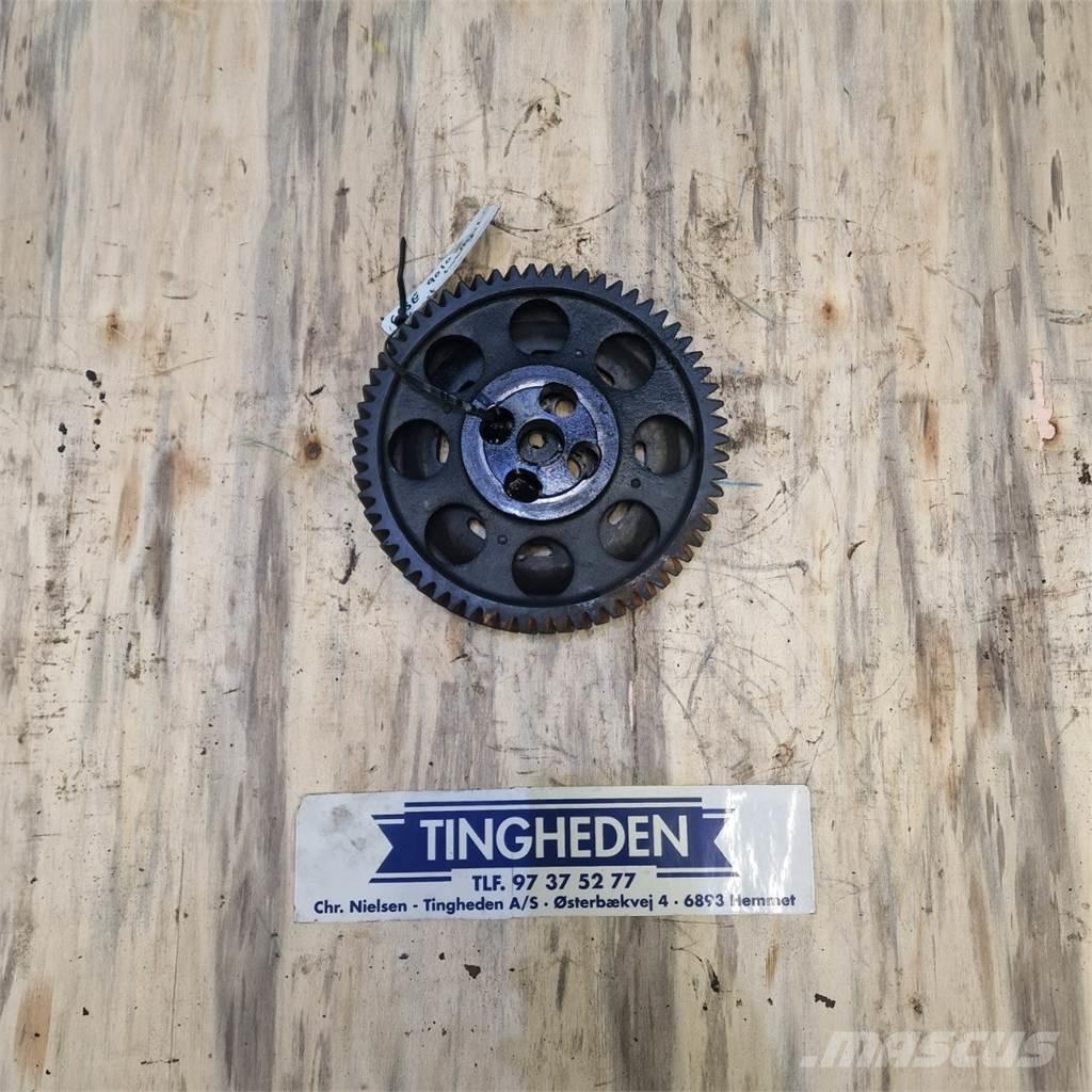 CASE 9010 Двигуни