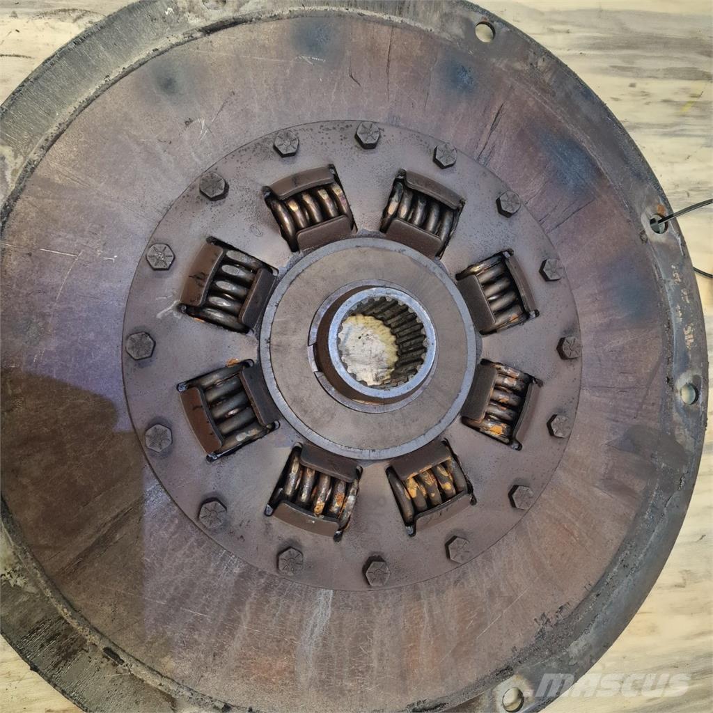 CASE 9010 Двигуни