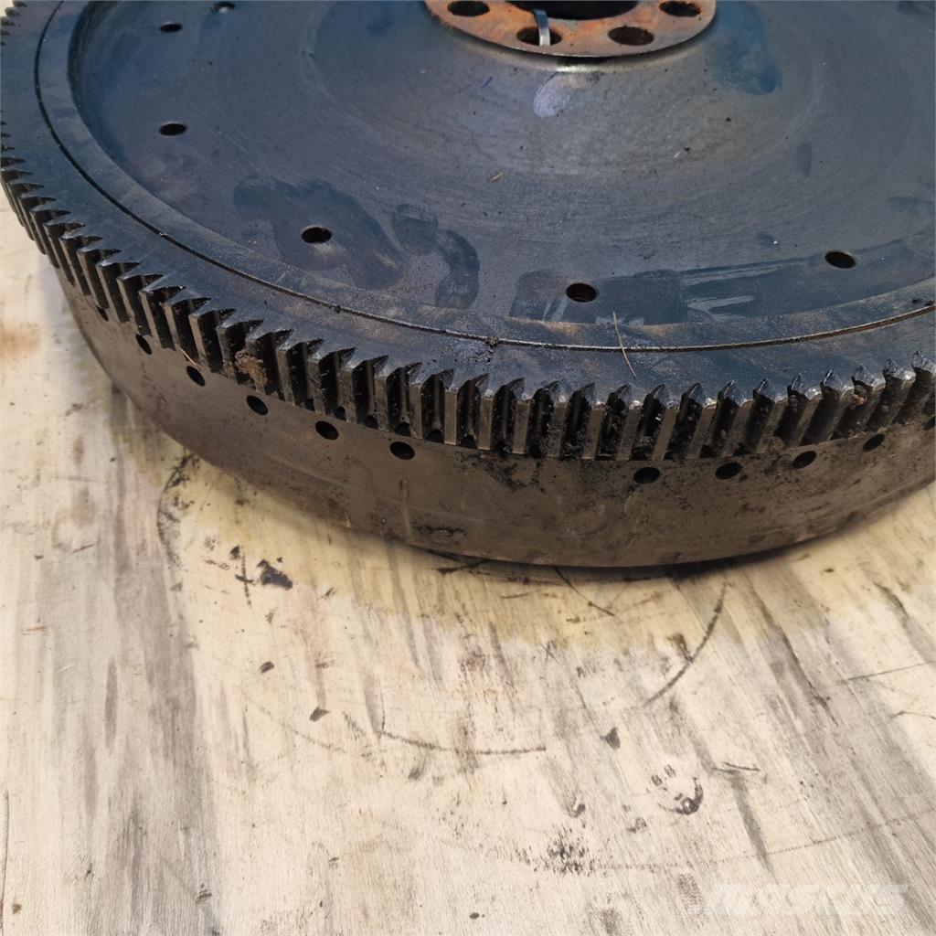 CASE 9010 Двигуни