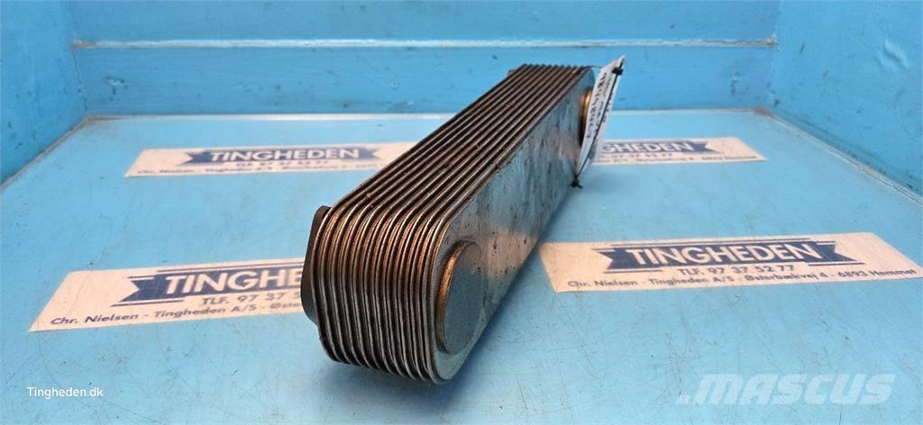 CASE 9120 Двигуни