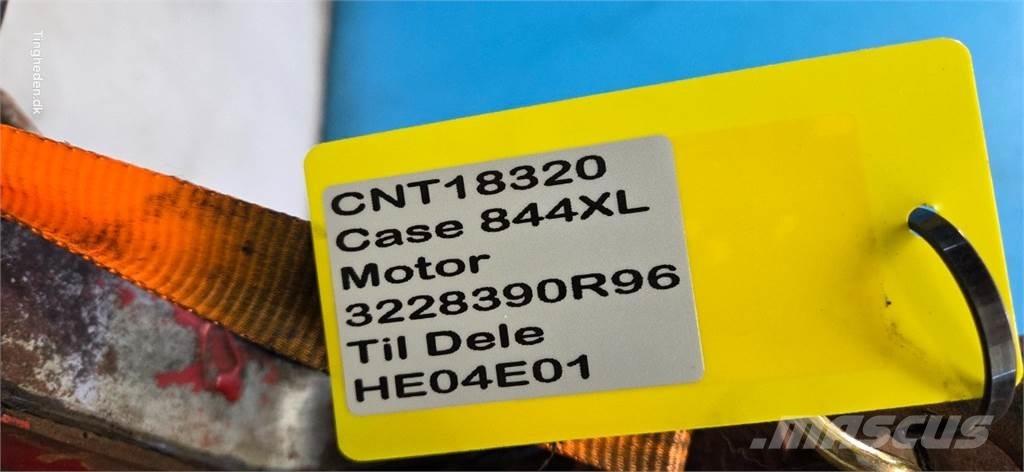CASE D268 Двигуни