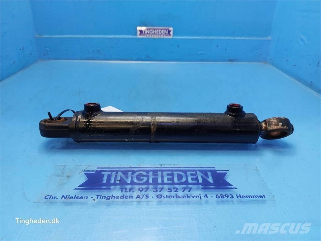 CASE Farmall 95A Гідравліка