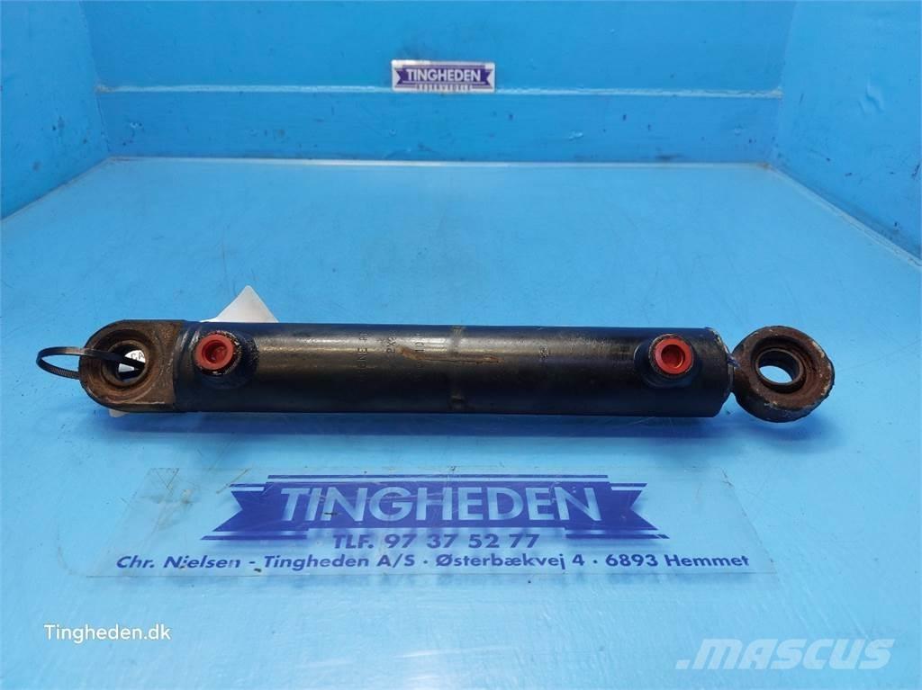 CASE Farmall 95A Гідравліка