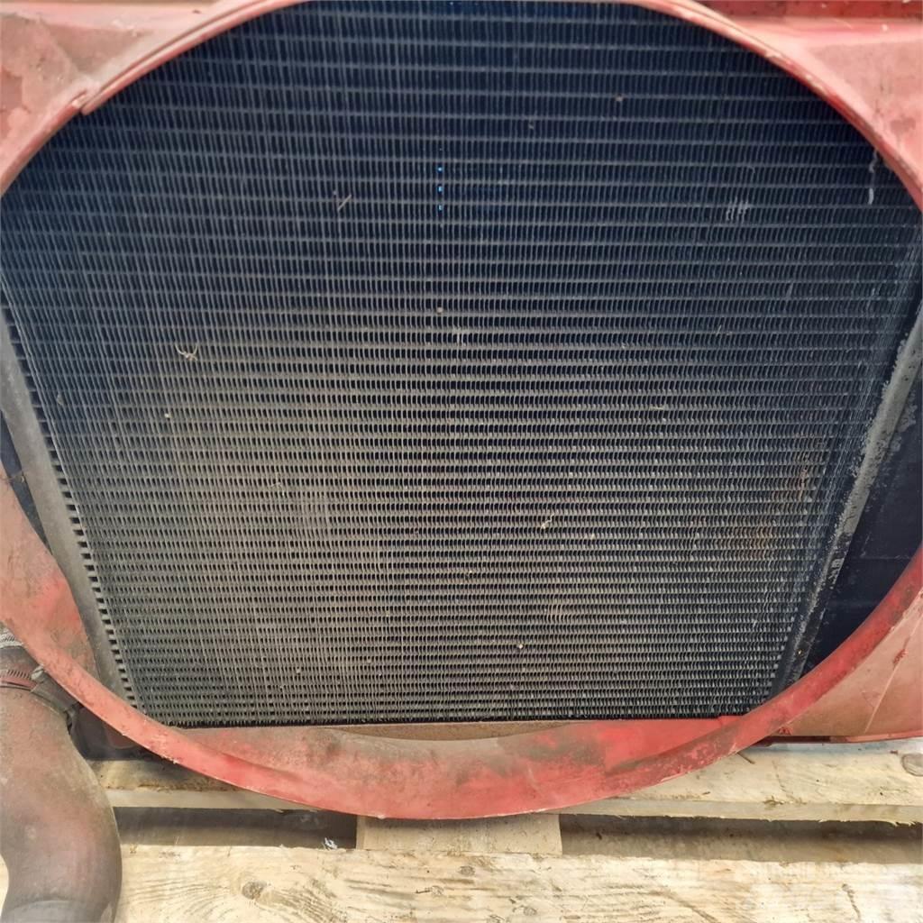 Case IH 1055 Радіатори
