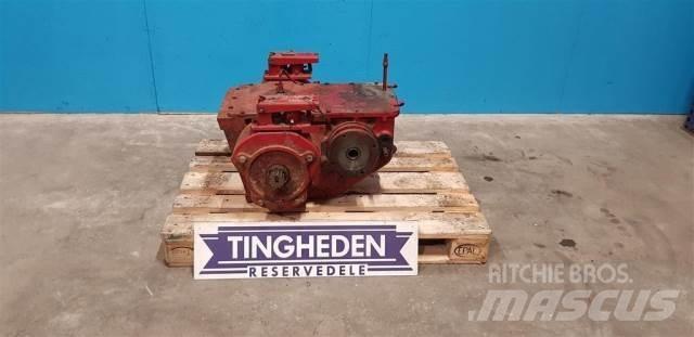 Case IH 1680 Коробка передач