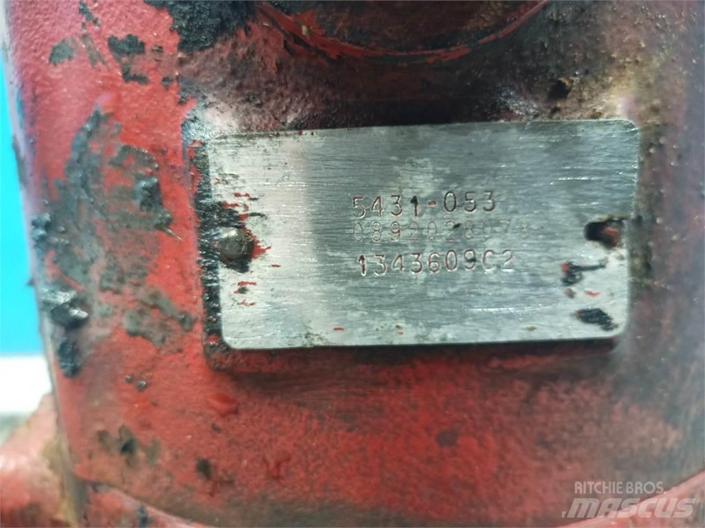 Case IH 1680 Гідравліка