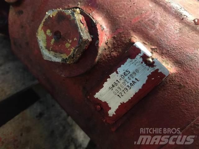 Case IH 2188 Гідравліка
