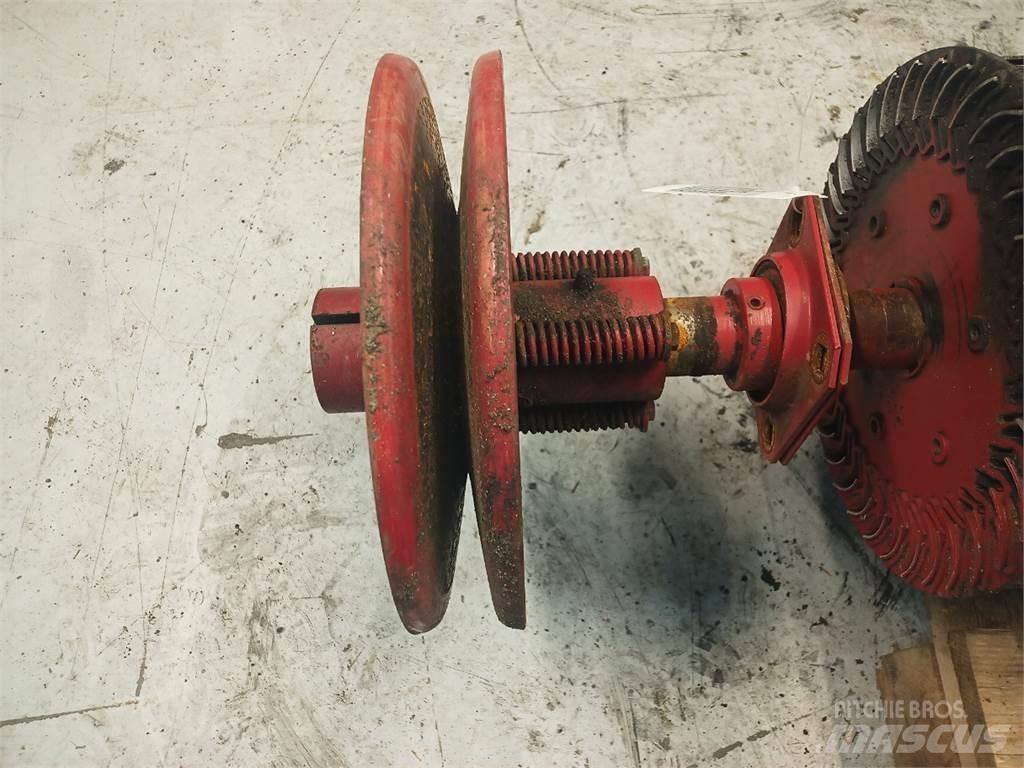 Case IH 2388 Розсіювачі солі та піску