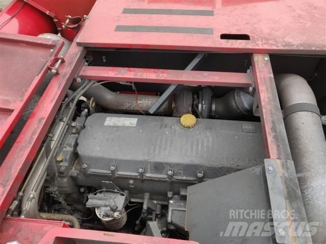 Case IH 8010 Зернозбиральні комбайни