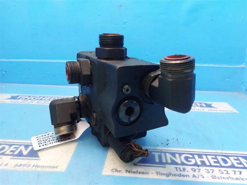 Case IH 821E Гідравліка