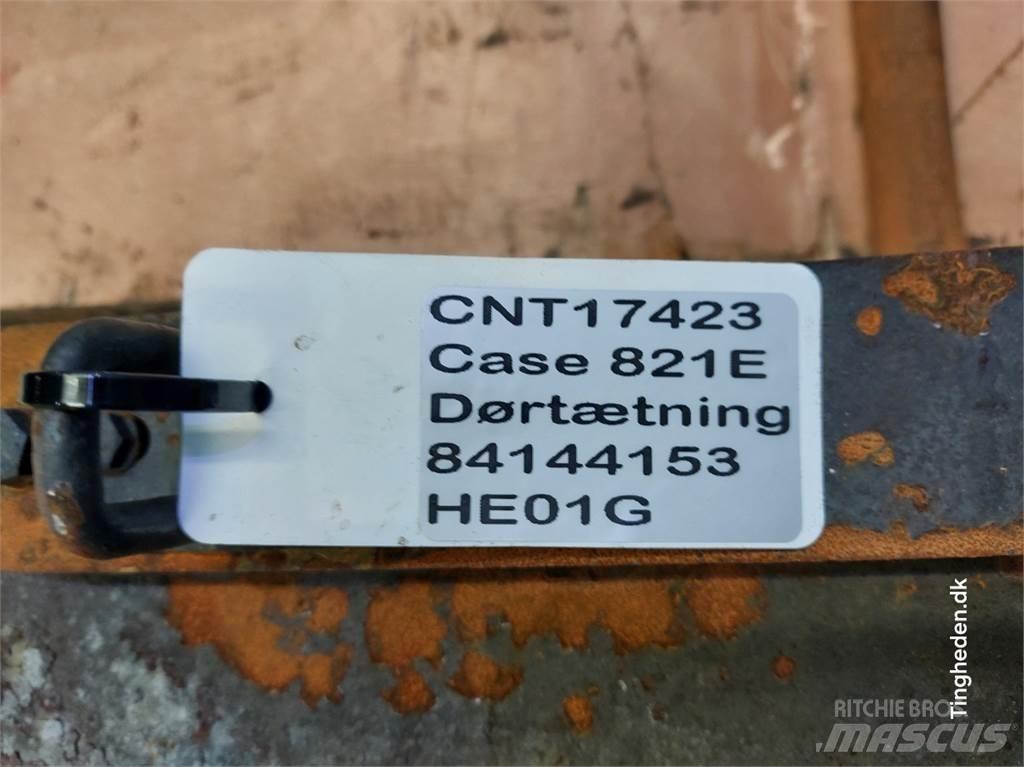 Case IH 821E Кабіна